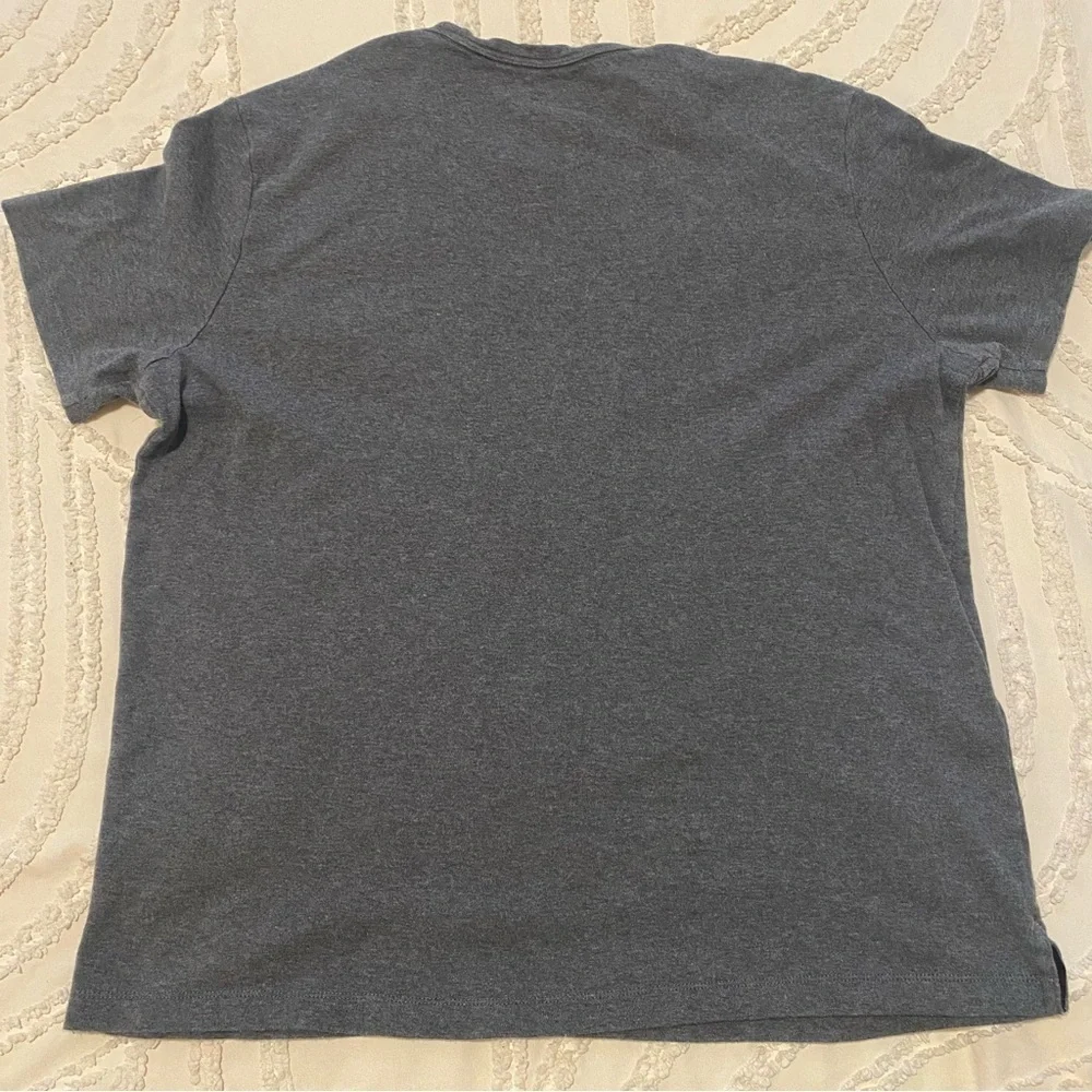 Banana Republic Men's Gray T-Shirt